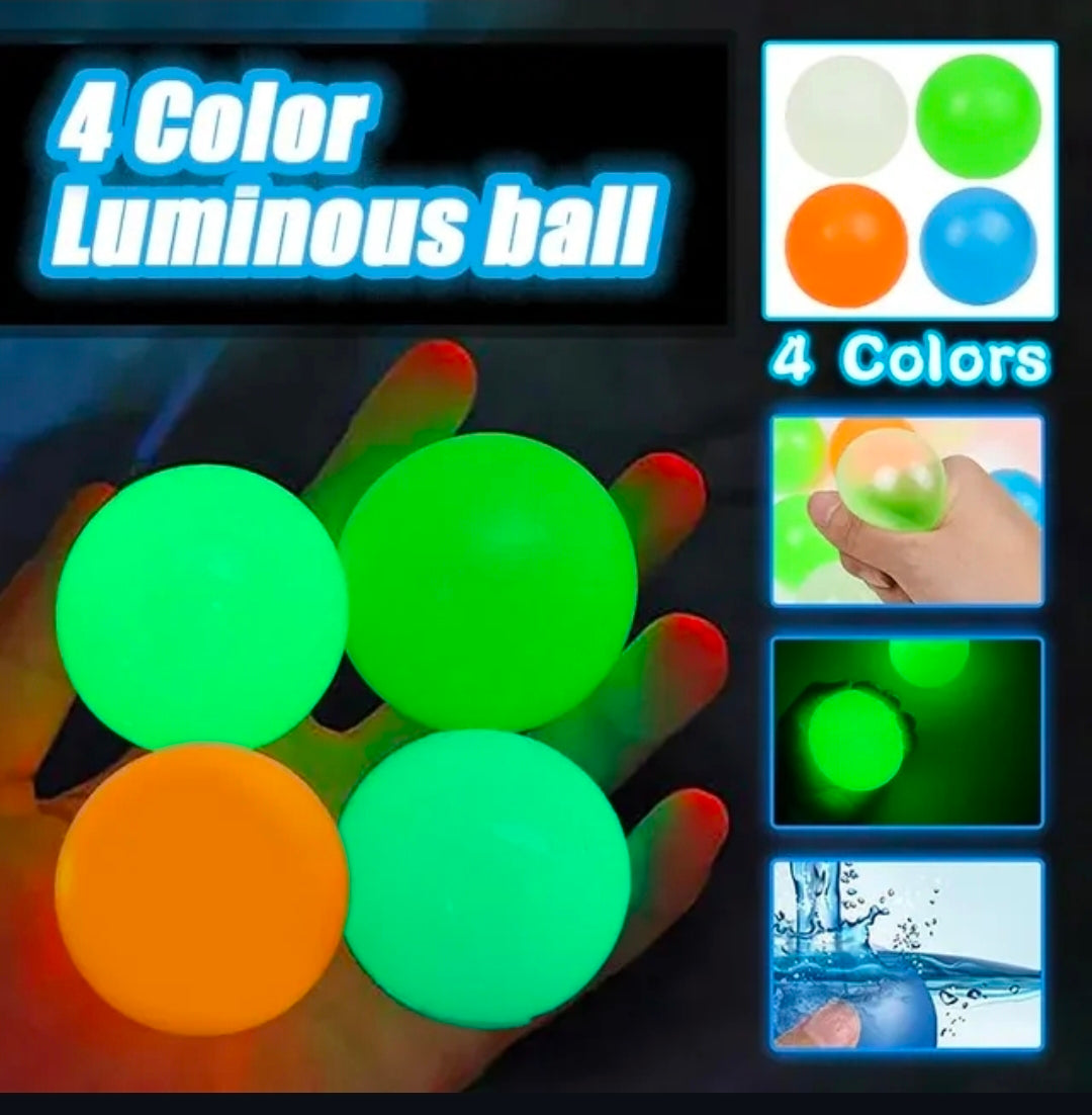 Balles fluorescentes à ventouse